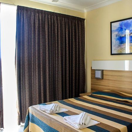 Coral Hotel Σεντ Πόλς Μπέι Εξωτερικό φωτογραφία