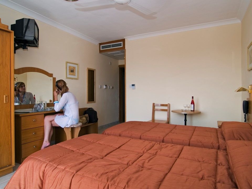 Coral Hotel Σεντ Πόλς Μπέι Δωμάτιο φωτογραφία