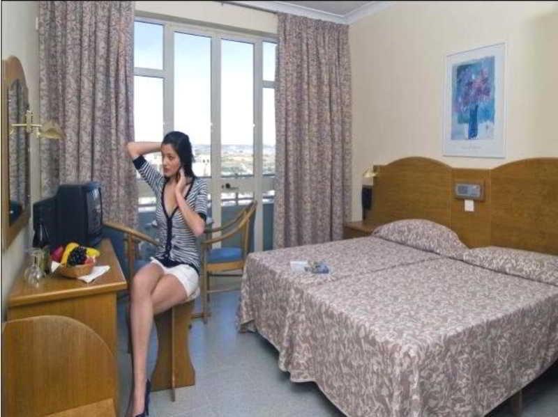 Coral Hotel Σεντ Πόλς Μπέι Δωμάτιο φωτογραφία
